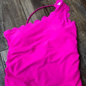 BEACH SISSI Scalloped Hot Pink Women's Pink Medium Swimsuit One Piece Swimwear